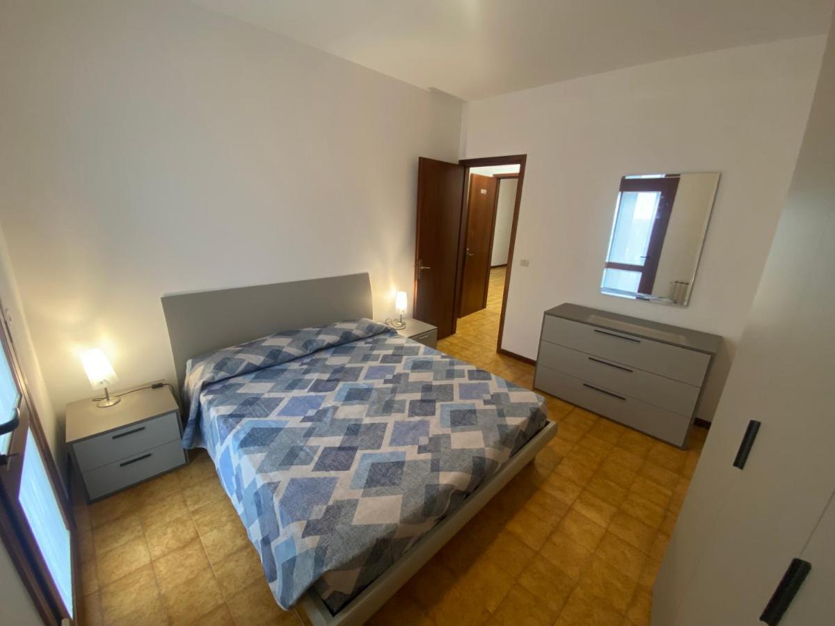 Cond Giardino Apartment Lignano Sabbiadoro Luaran gambar